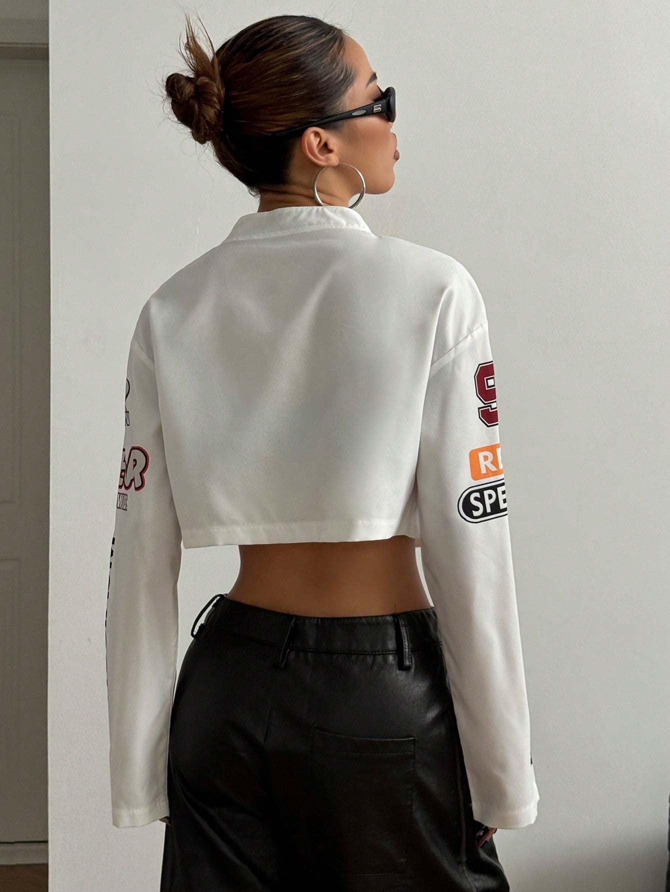 Women's White Colorblock Cropped Motorcycle Jacket – Casual Streetwear Women Lightweight Jackets AMB   